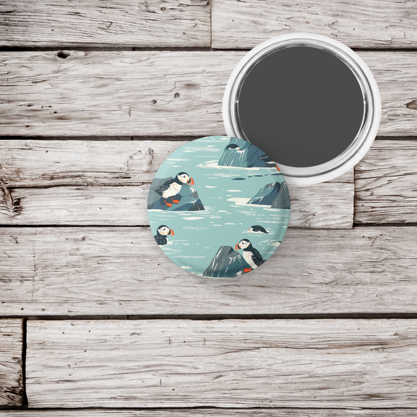 Puffin 3 Pin Back Button, Magnet