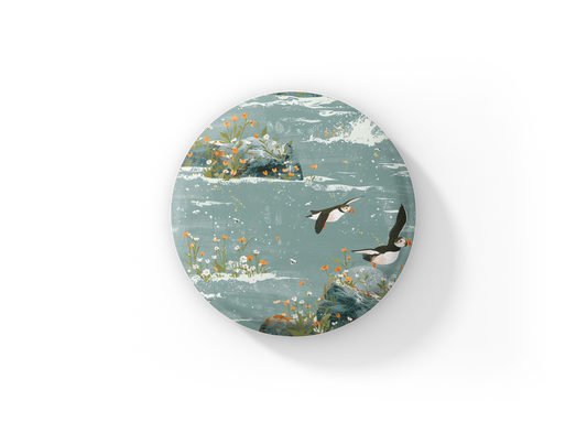 Puffin 8 Pin Back Button, Magnet